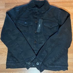 Fashionnova men’s sherpa lined denim jacket